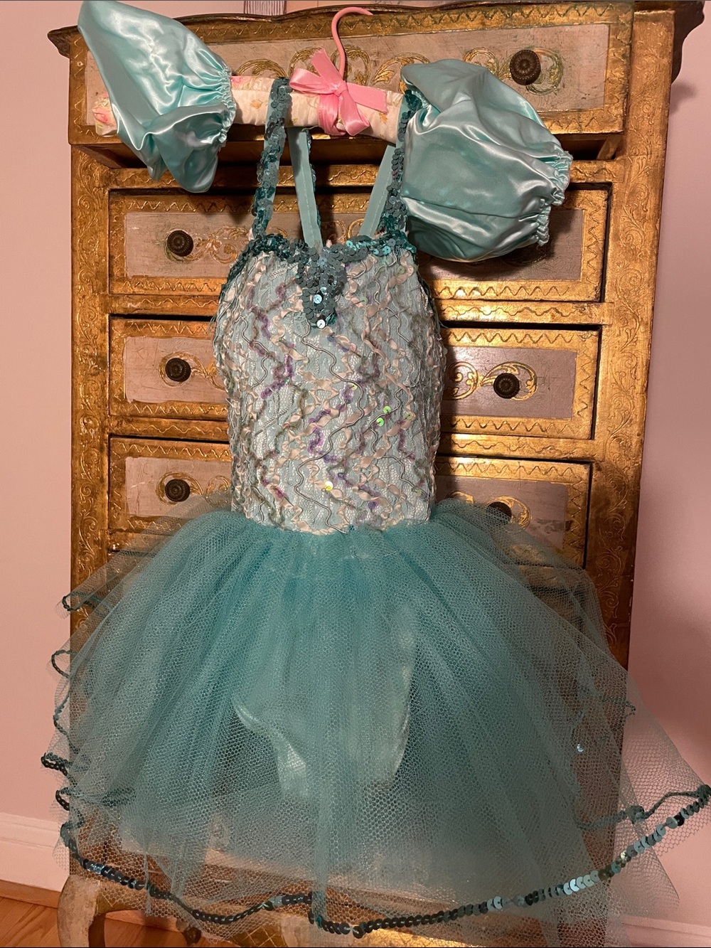 Vintage girl’s ballet/dance costume